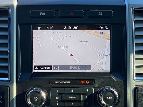 Used 2017 Ford F250 Lariat w/ Lariat Ultimate Package image 27