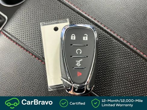 Used 2023 Chevrolet Traverse RS AWD/4WD image 30