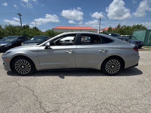 Used 2023 Hyundai Sonata SEL FWD image 9