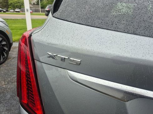 Certified 2023 Cadillac XT5 Premium Luxury w/ LPO, Floor Liner Package FWD image 34