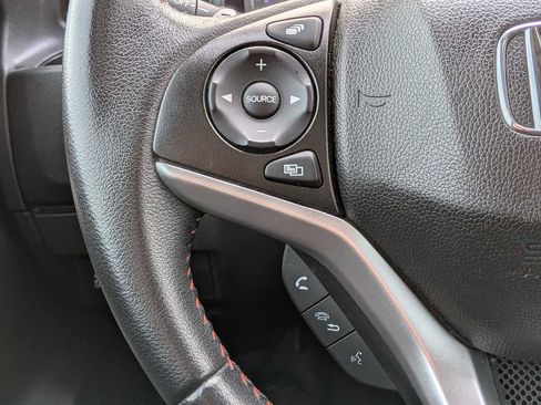 Used 2018 Honda Fit Sport image 21