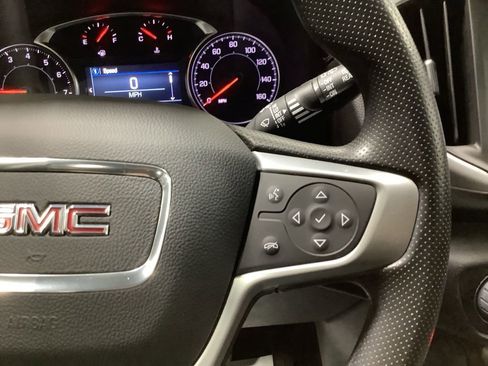 Used 2023 GMC Terrain SLE w/ Driver Convenience Package image 15