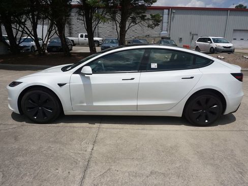 Used 2024 Tesla Model 3 Standard Range RWD image 25