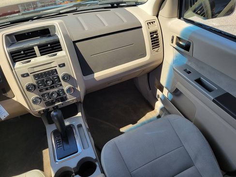 Used 2010 Ford Escape XLT FWD image 21