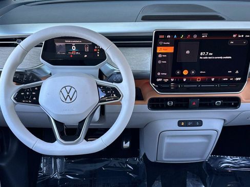 New 2025 Volkswagen ID. Buzz 1st Edition image 13