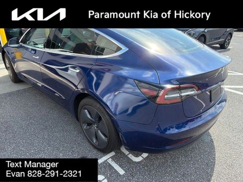 Used 2020 Tesla Model 3 Standard Range RWD image 4