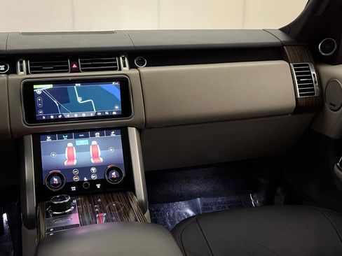 Used 2018 Land Rover Range Rover Supercharged AWD/4WD image 28