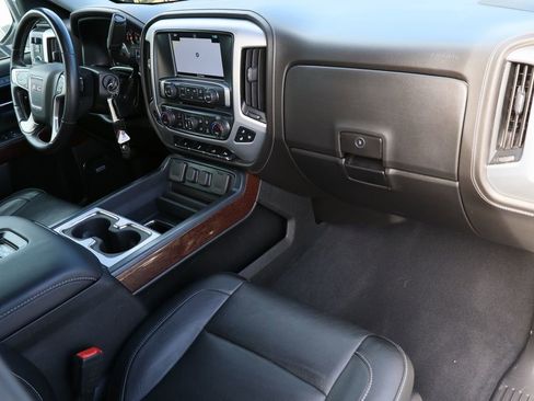 Used 2018 GMC Sierra 1500 SLT w/ SLT Premium Package image 29