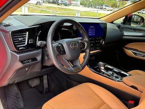 Used 2023 Lexus NX 350h AWD image 18