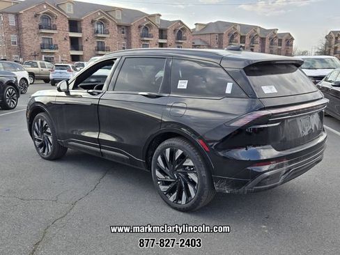 New 2026 Lincoln Nautilus Reserve w/ Jet Appearance Package image 3