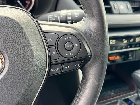 Used 2019 Toyota RAV4 Limited w/ Advanced Technology Package AWD/4WD image 22