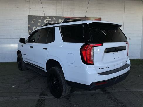 Used 2021 GMC Yukon Denali image 3