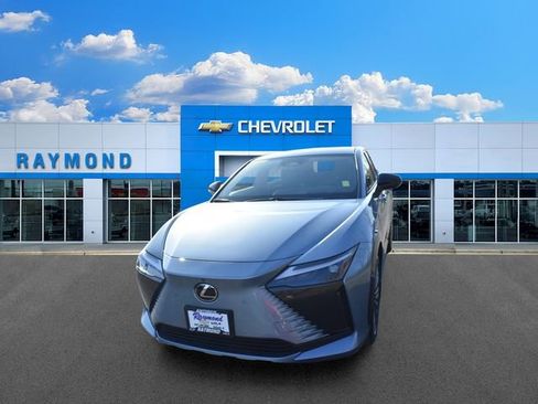 Used 2024 Lexus RZ 450e Premium w/ Accessory Package (2T) AWD/4WD image 8