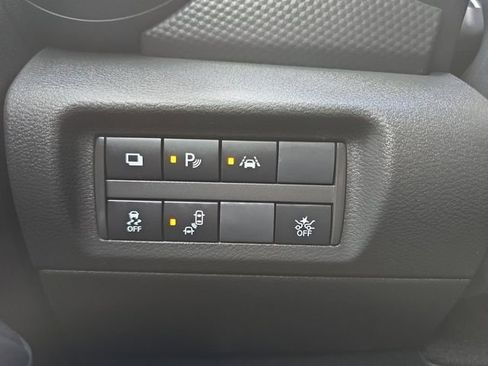 Used 2025 Nissan Kicks Play S image 10