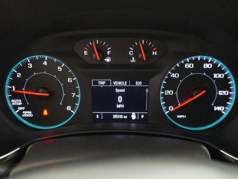 Used 2024 Chevrolet Equinox LS w/ Driver Confidence II Package FWD image 12