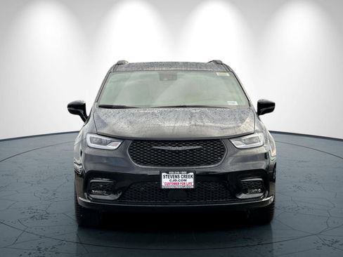 New 2026 Chrysler Pacifica Select w/ S Appearance Package image 9