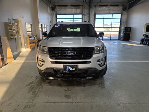 Used 2016 Ford Explorer Sport w/ Equipment Group 401A image 3