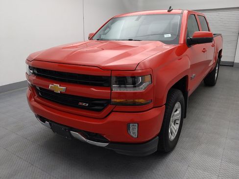 Used 2018 Chevrolet Silverado 1500 LT w/ Texas Edition AWD/4WD image 15