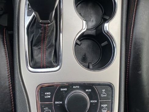 Used 2019 Jeep Grand Cherokee Trailhawk image 33