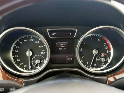 Used 2015 Mercedes-Benz GL 550 4MATIC image 21