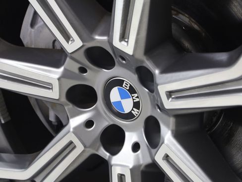 Used 2024 BMW X7 xDrive40i AWD/4WD image 20