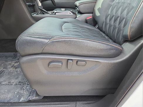 Used 2024 Nissan Armada Platinum w/ Captain's Chairs Package image 24