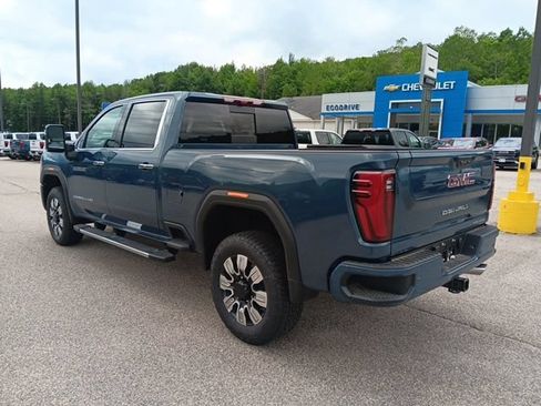 New 2026 GMC Sierra 2500 Denali w/ Denali Reserve Package AWD/4WD image 24