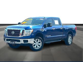Used 2017 Nissan Titan SV w/ Heavy Duty GAWR Package AWD/4WD video 1