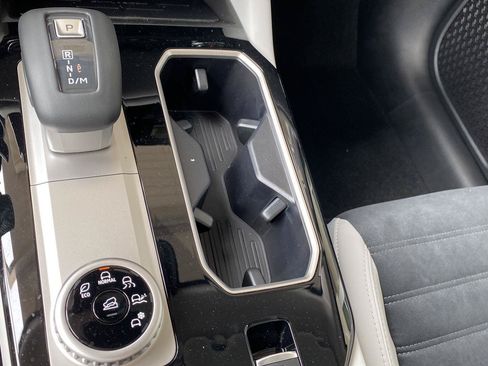 New 2026 Mitsubishi Outlander SE FWD image 23
