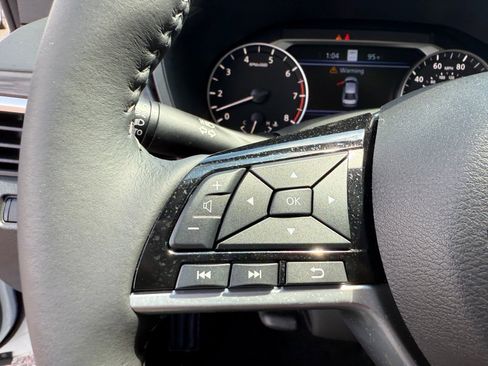 New 2025 Nissan Altima 2.5 SL image 25