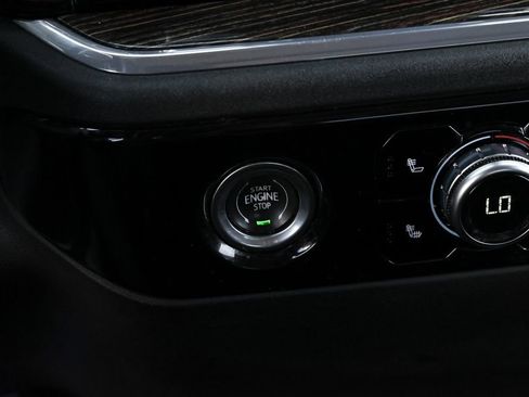 Used 2024 GMC Sierra 1500 Elevation image 23