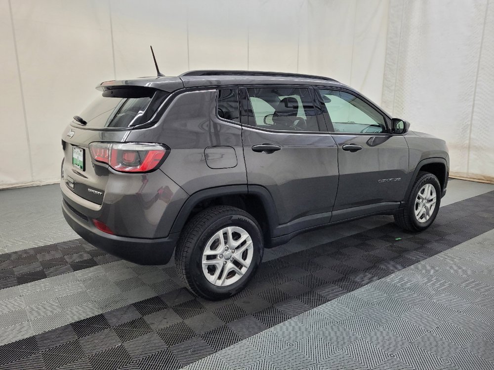 Used 2018 Jeep Compass Sport w/ Cold Weather Group AWD/4WD image 10