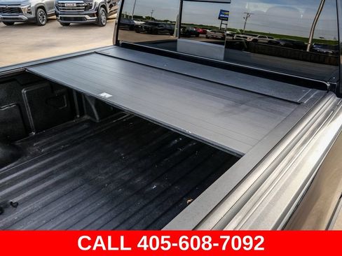 Used 2024 Chevrolet Silverado 2500 High Country w/ High Country Premium Package AWD/4WD image 15