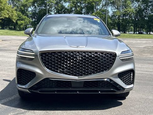 Used 2022 Genesis GV70 3.5T Sport w/ Sport Advanced Package AWD/4WD image 2