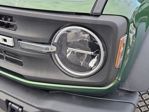 Used 2022 Ford Bronco Black Diamond w/ Sasquatch Package image 28