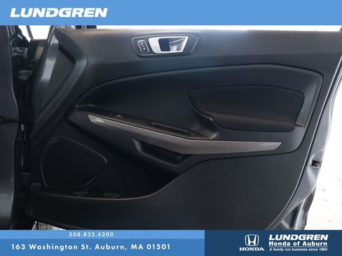 Used 2019 Ford EcoSport SE image 14