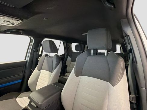Certified 2025 Toyota 4Runner TRD Off-Road AWD/4WD image 18