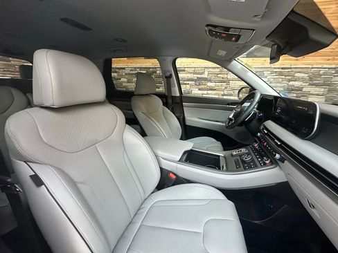 Certified 2024 Hyundai Palisade SEL image 15