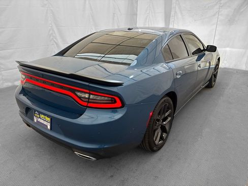 Used 2022 Dodge Charger SXT w/ Blacktop Package RWD image 7