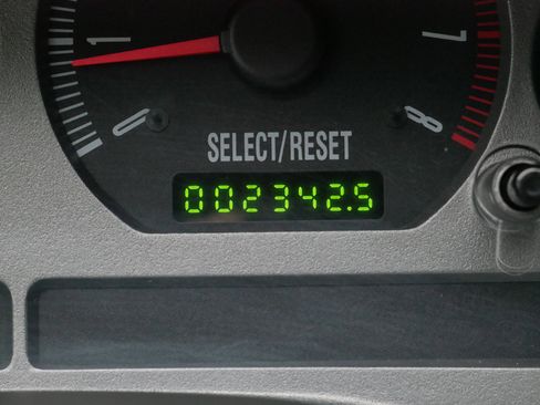 Used 2003 Ford Mustang Mach 1 RWD image 22