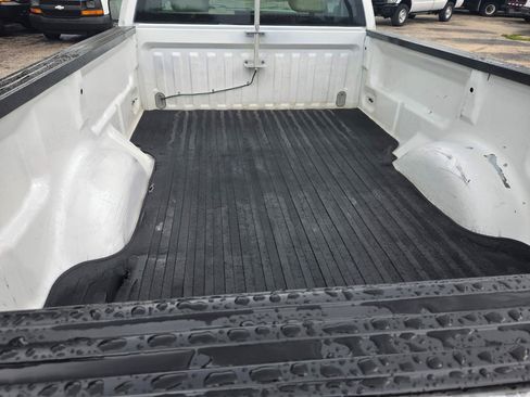 Used 2010 Ford F150 XL RWD image 10