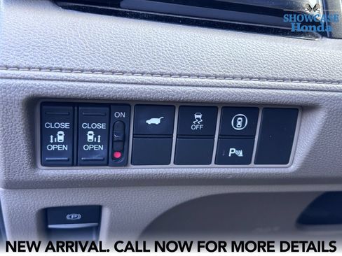Used 2023 Honda Odyssey Elite image 10