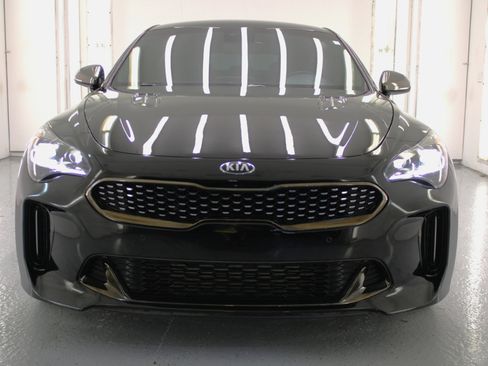 Used 2019 Kia Stinger GT image 25