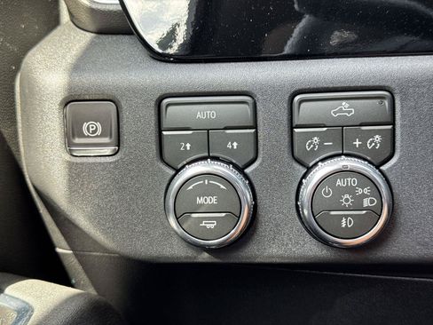 New 2026 GMC Sierra 1500 Elevation AWD/4WD image 16