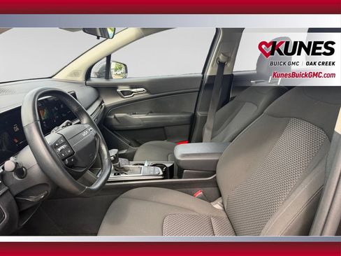 Used 2026 Kia Sportage LX FWD image 22