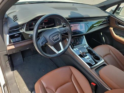 Used 2025 Audi Q7 3.0T Premium Plus AWD/4WD image 2