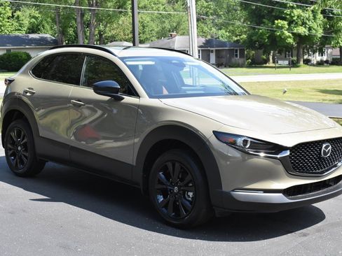 New 2025 MAZDA CX-30 Carbon image 1