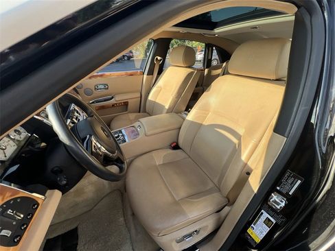 Used 2011 Rolls-Royce Ghost image 19