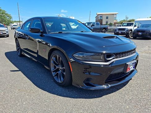 Used 2022 Dodge Charger Scat Pack w/ Plus Group RWD image 3
