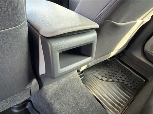 Used 2018 Toyota Camry LE image 17